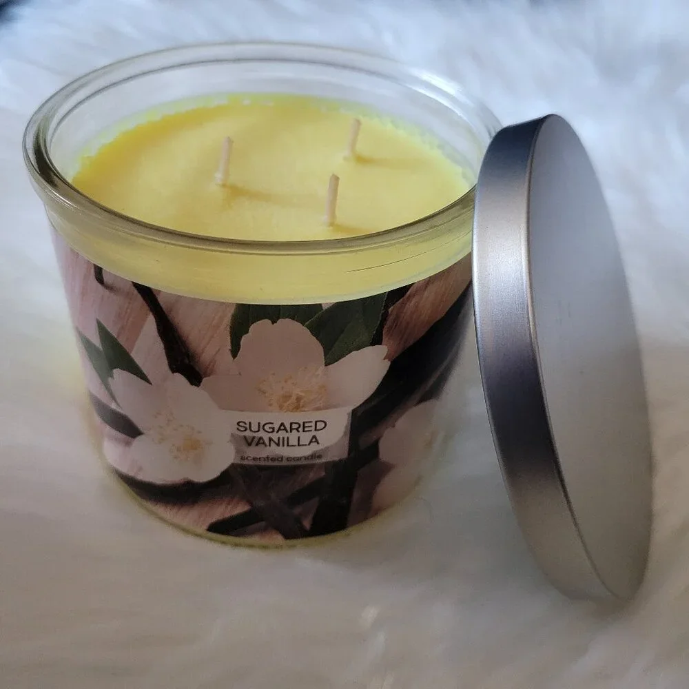 Sugared Vanilla Scented Candle